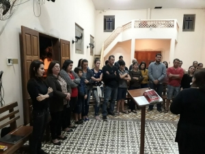 Nossa Senhora das Graças  o Primeiro Encontro com as Famílias