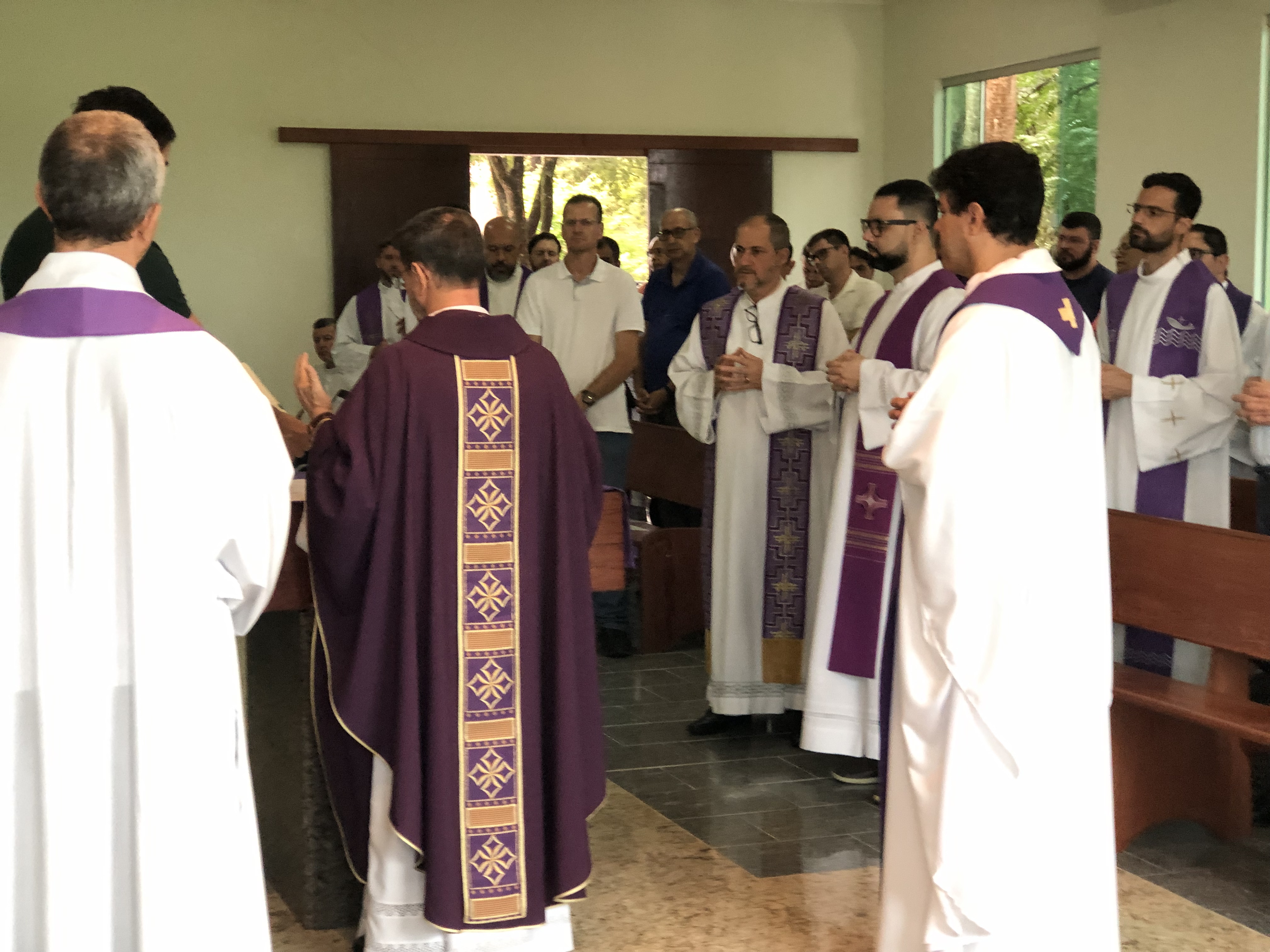 Presbíteros da Diocese de Cachoeiro se reúnem para confraternização de fim de ano