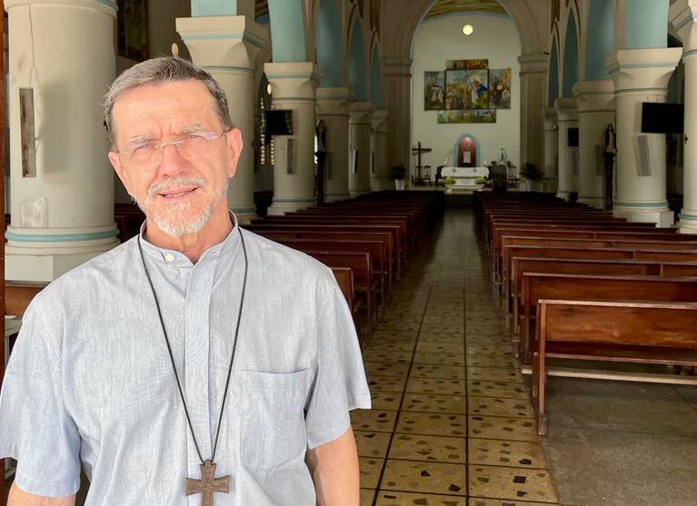 Bispo de Cachoeiro visita igreja irmã em Conceição do Araguaia