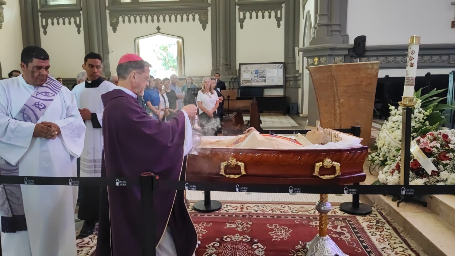 Bispo de Cachoeiro despede-se de Dom Geraldo Lyrio