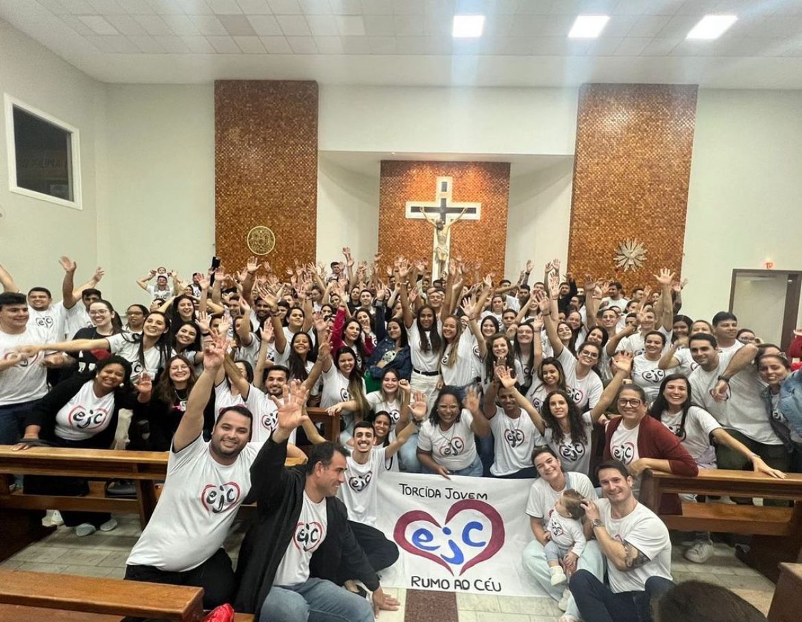 Encontro de Jovens com Cristo reúne 80 participantes em Piúma