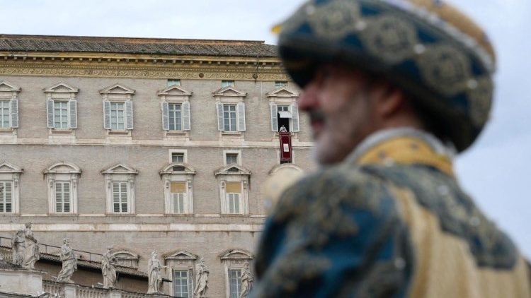 Angelus: Adorar a Deus não é desperdiçar tempo, é dar significado ao tempo