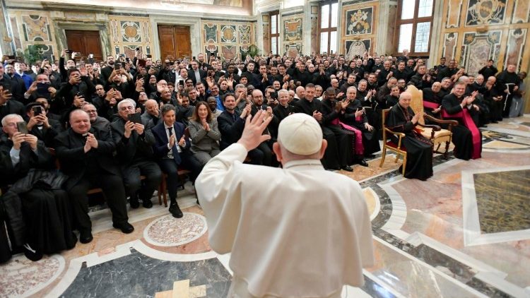 Audiência do Papa Francisco com os participantes do curso sobre Foro Interno