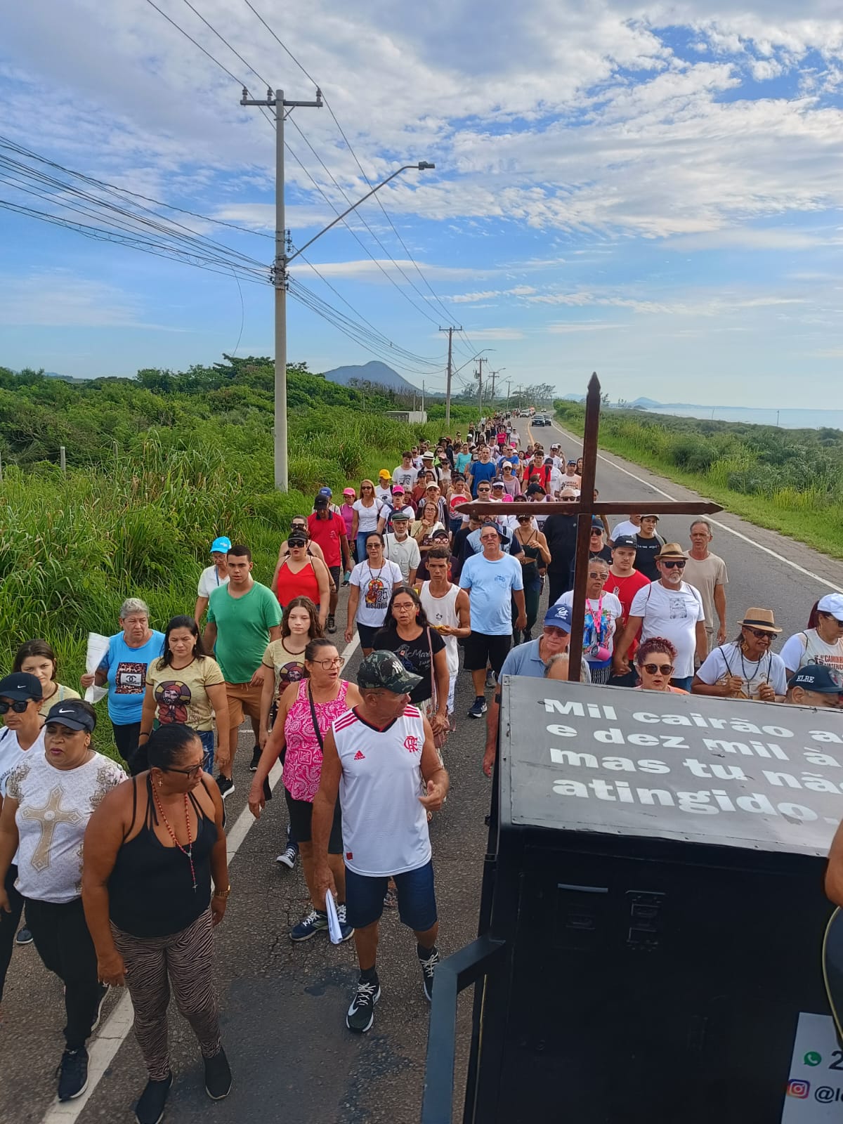 Caminhada Penitencial reúne centenas de fiéis, em Itapemirim