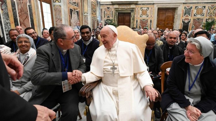 Audiência do Santo Padre aos participantes dos Capítulos Gerais dos Filhos da Caridade e dos Irmãos de São Gabriel (Vatican Media)