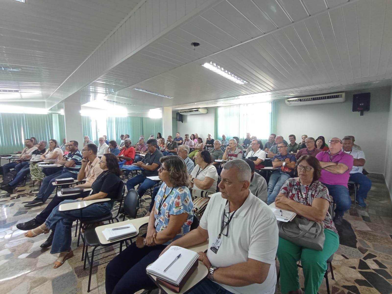 Diáconos e suas esposas participam de formação em Cachoeiro