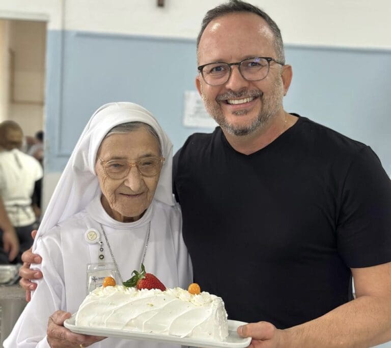 Irmã Otília completa 91 anos