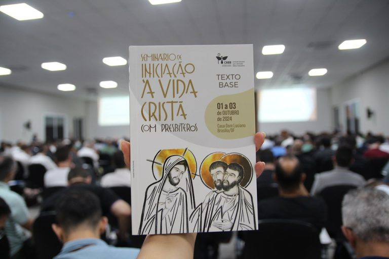 Seminário de Iniciação à Vida Cristã para Presbíteros aprofunda temas relacionados à transmissão da fé na cultura atual