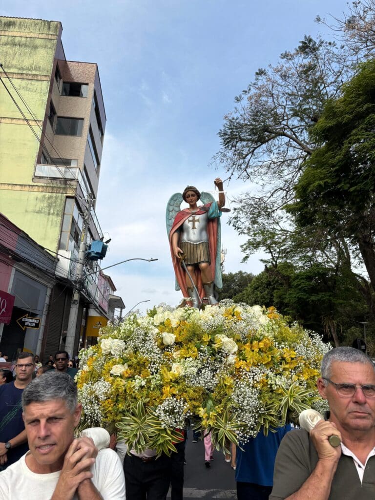 Guaçuí celebra São Miguel Arcanjo