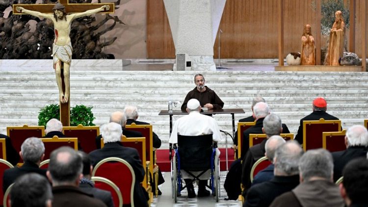 O Papa e a Cúria Romana durante a Segunda Pregação do Advento 