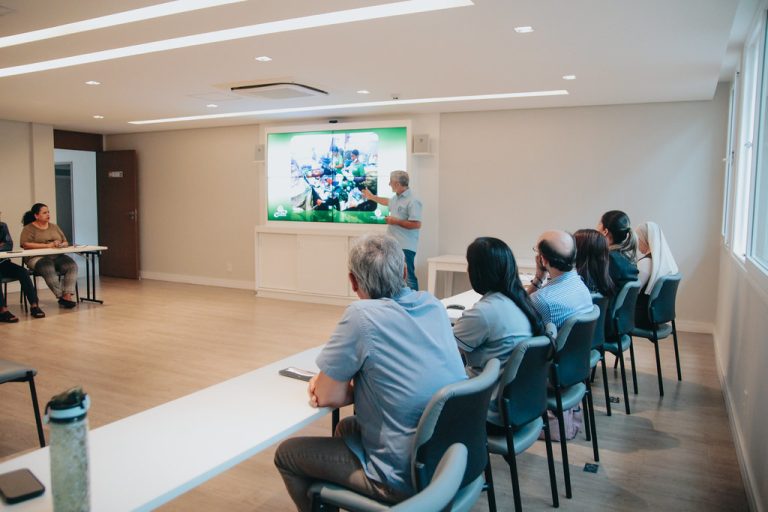CNBB avança na implantação do Programa Lixo Zero com palestra de gestor do Hospital São Julião durante a Semana Laudato Si’