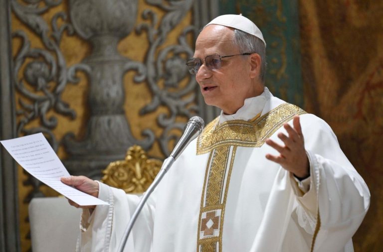 Papa Leão XIV: “O Senhor me chamou para carregar uma cruz e realizar uma missão”