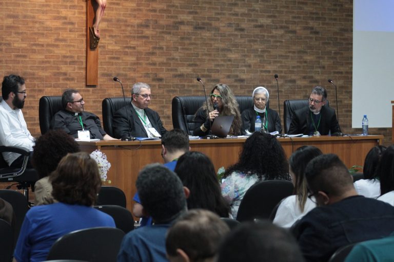 CNBB promove encontro nacional sobre proteção de crianças e pessoas vulneráveis