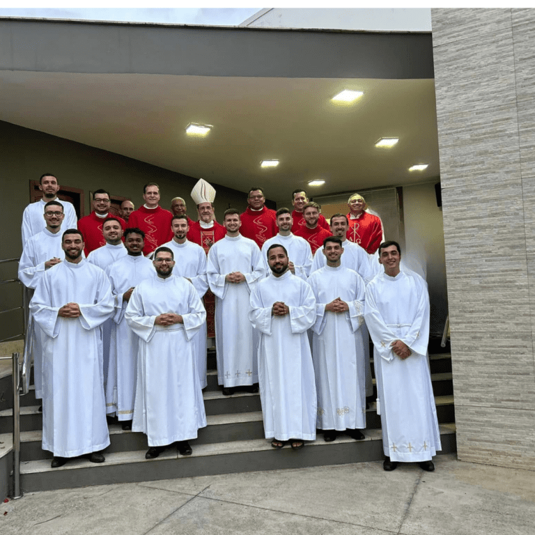 Seminário Diocesano São João Maria Vianney celebra 38 anos neste sábado (23)