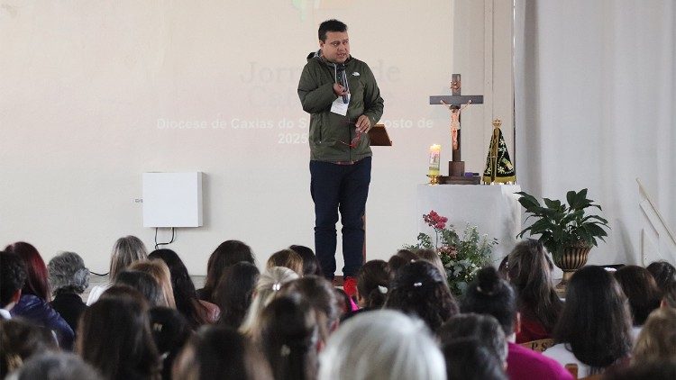 Dia do Catequista reúne mais de 900 pessoas em Nova Prata, no Rio Grande do Sul