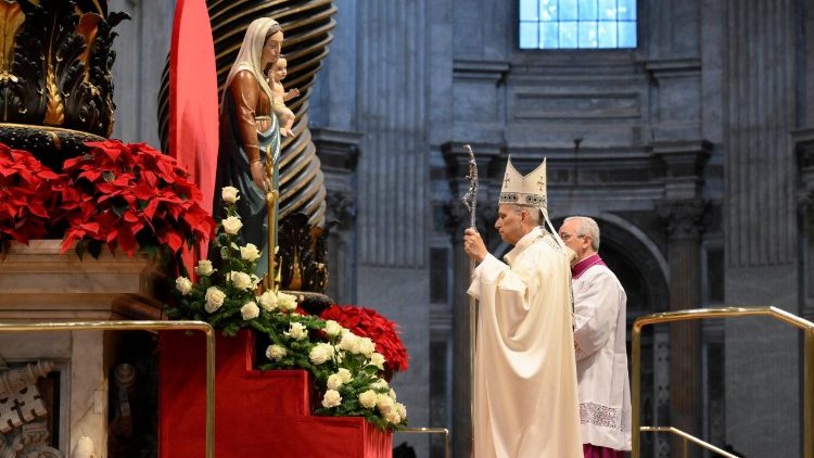 Papa: como Maria, caminhemos desarmados e portadores de paz