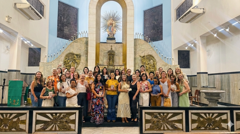 Igreja da Consolação reúne fiéis para celebrar exemplo de Santa Mônica