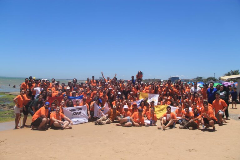 Jesus no Litoral reuniu mais de 200 jovens em missão de evangelização no litoral sul capixaba