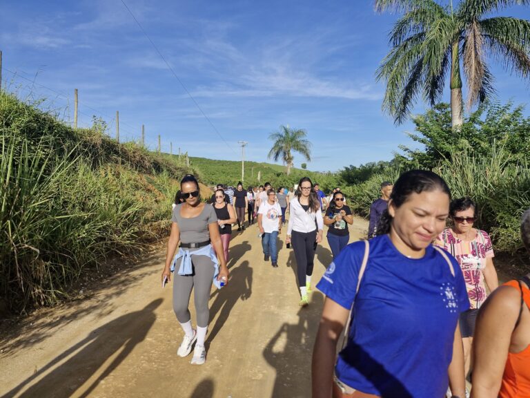 Rádio Diocesana FM 95.7 realiza 2ª Caminhada Diocesana com 800 participantes