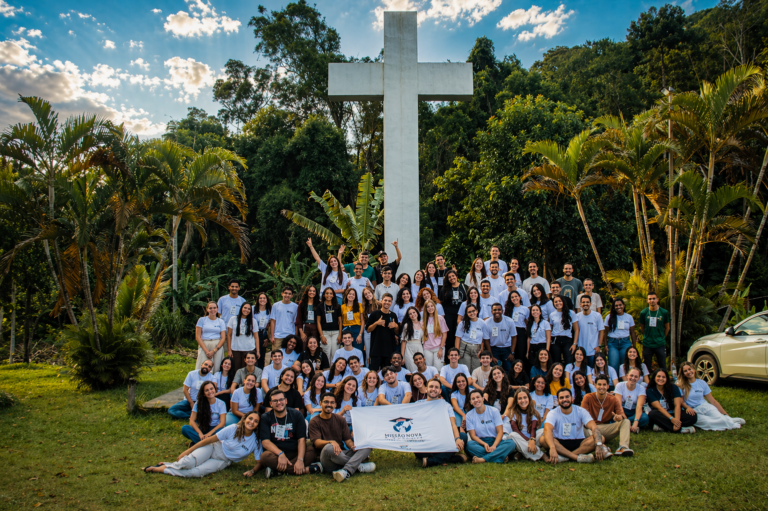 Retiro ROCK reúne juventude católica em Jaciguá