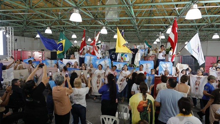 Simpósio Mariano reúne mais de 1.000 pessoas em Paranavaí